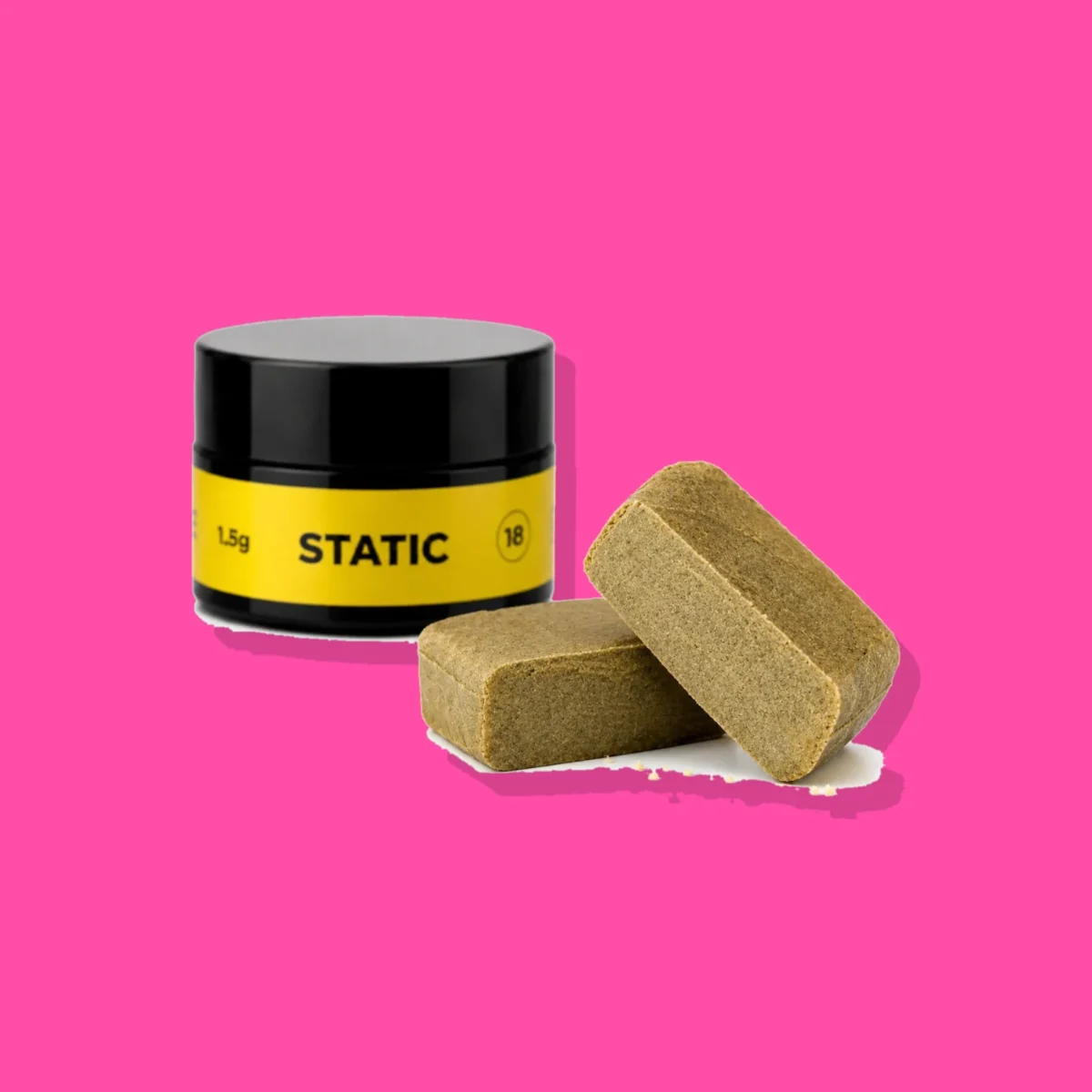 Static Hash di PUFFLOVE, la confezione su fondo fucsia
